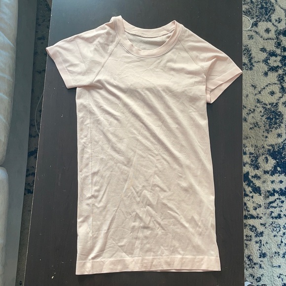 lululemon athletica Tops - Lululemon Tech Tee